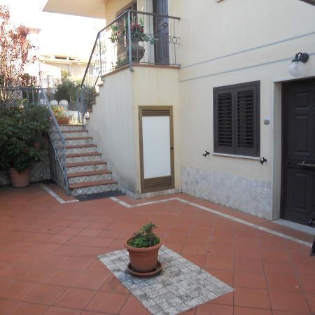 Villa Eleonora Formia Luaran gambar
