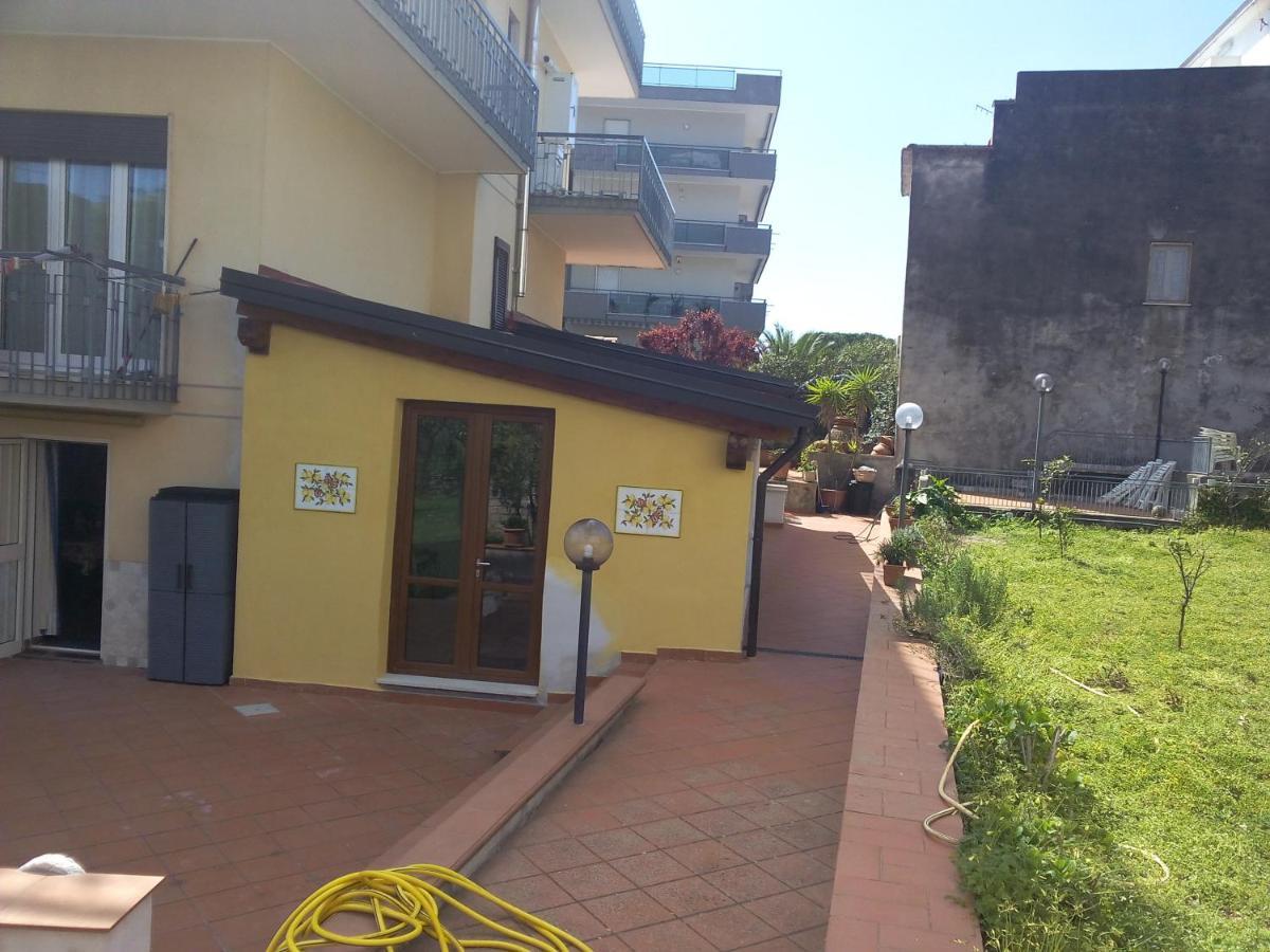 Villa Eleonora Formia Luaran gambar