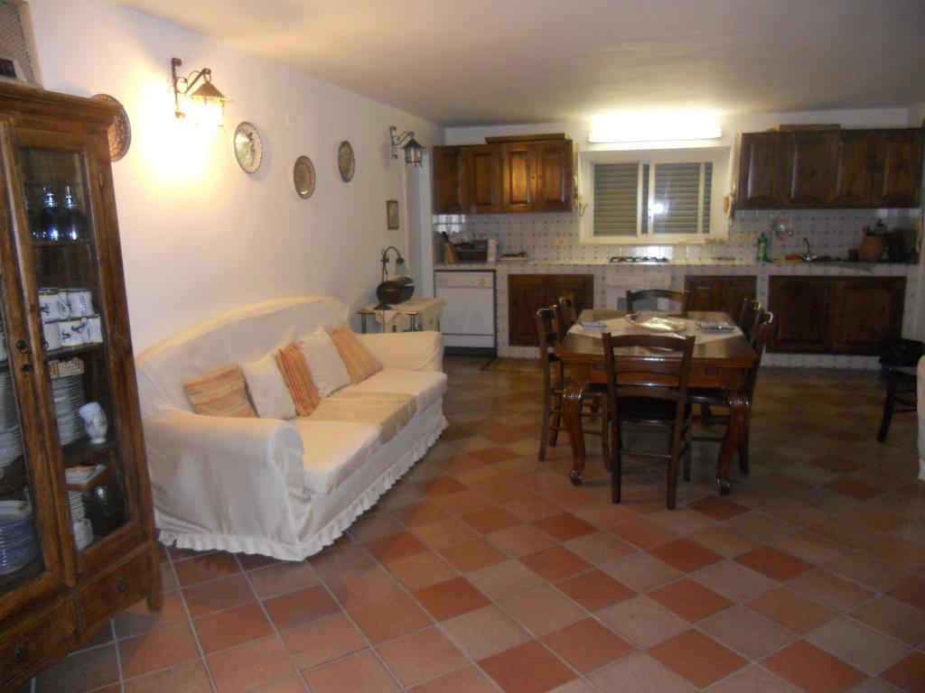 Villa Eleonora Formia Luaran gambar